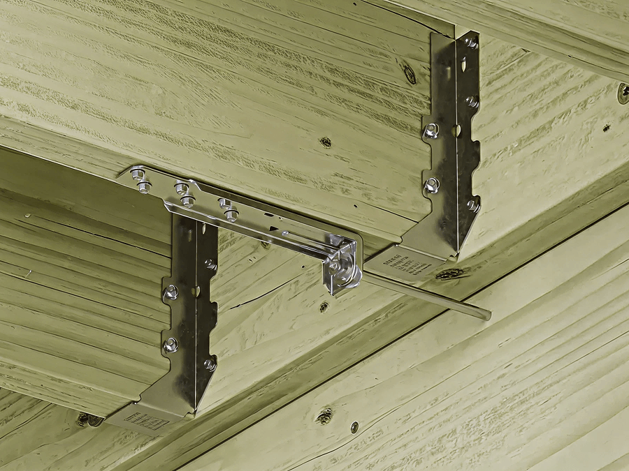 The DTT1SS™ Deck Tension Tie with the Strong-Drive® SDWH TIMBER-HEX SS screw accommodates most installation conditions regardless of the siding type or ledger thickness.